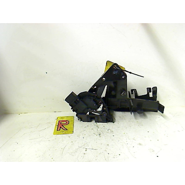 Locking mechanism door electric central locking front right Ford Focus II Wagon (2004 - 2008) Combi 1.6 TDCi 16V 90Kat. (HHDA)