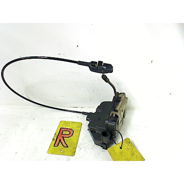 Locking mechanism door electric central locking front right Renault Scénic II (JM) (2003 - 2006) MPV 1.5 dCi 80 (K9K-722)