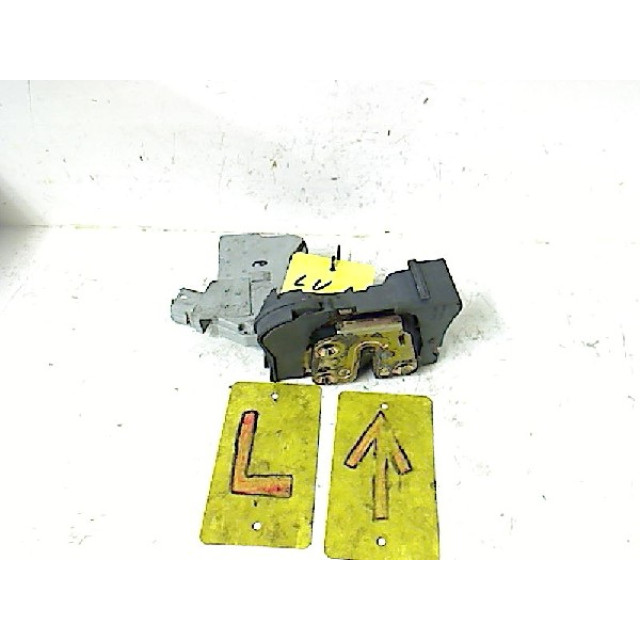 Locking mechanism door electric central locking front left Nissan X-Trail (T30) (2001 - 2013) SUV 2.2 dCi 16V 4x4 (YD22ETi)
