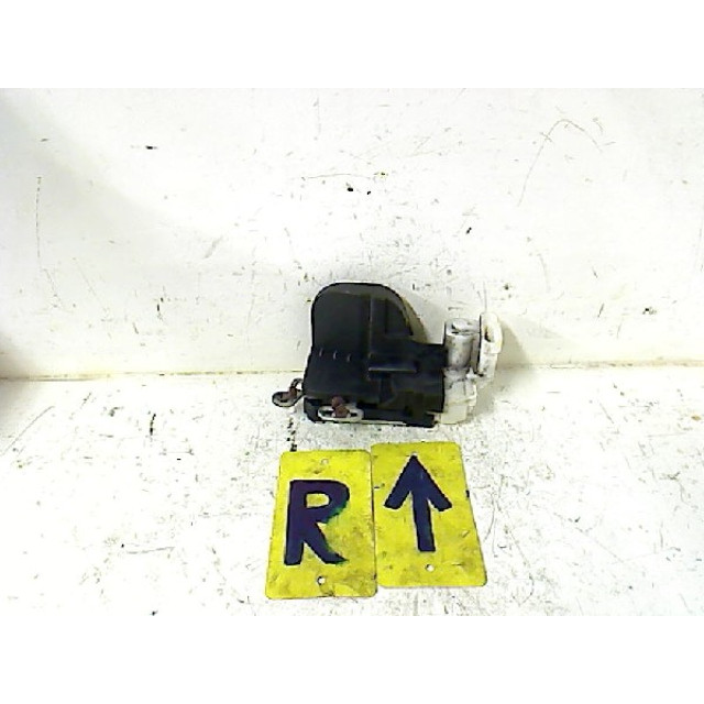 Locking mechanism door electric central locking front right Alfa Romeo 147 (937) (2001 - 2010) Hatchback 1.6 HP Twin Spark 16V (AR32.104)