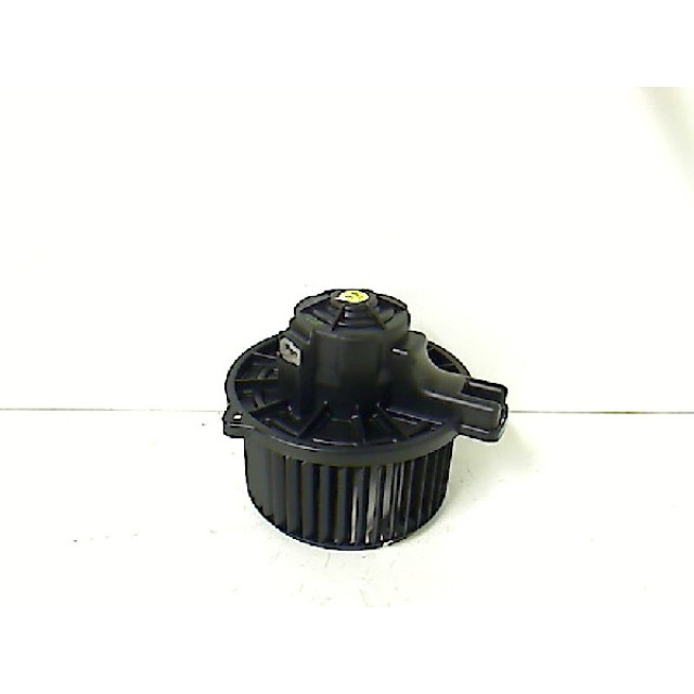 Heater fan motor Kia Rio II (DE) (2005 - 2011) Hatchback 1.4 16V (G4EE)