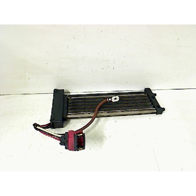Heater element housing Peugeot 407 SW (6E) (2004 - 2010) Combi 2.0 HDiF 16V (DW10BTED4(RHR))