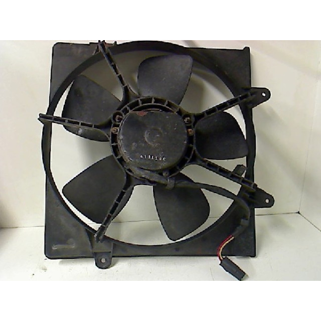 Cooling fan motor Kia Carnival/Sedona II (FIB/FLD) (2001 - 2006) MPV 2.5 V6 24V (GV6)