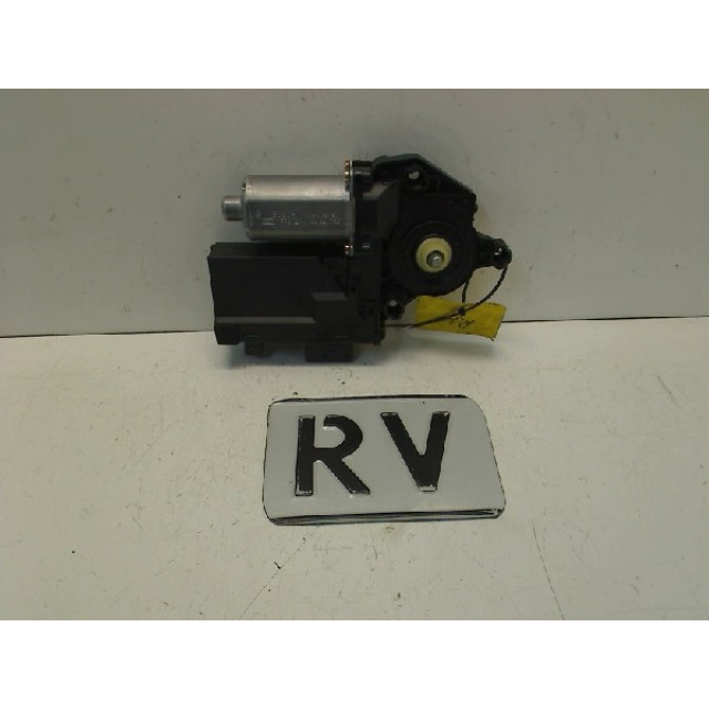 Electric window motor front right Peugeot 307 SW (3H) (2002 - 2008) Combi 2.0 HDi 90 (DW10TD(RHY))