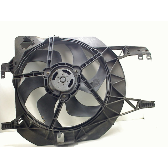 Cooling fan motor Vauxhall / Opel Vivaro (2001 - 2006) Van 1.9 DI (F9Q-762)