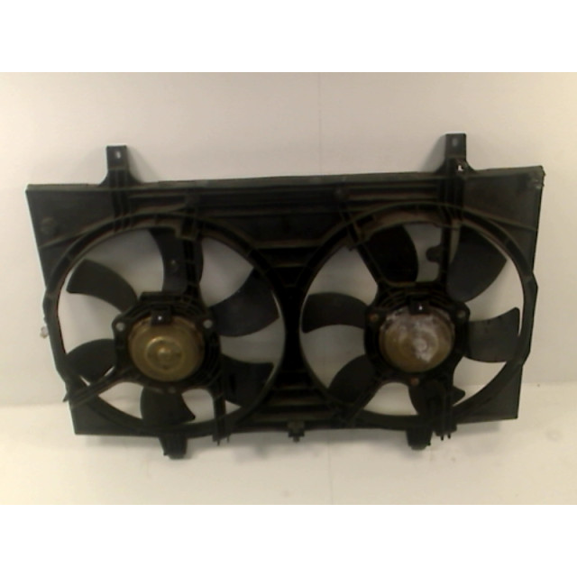 Cooling fan motor Nissan Almera Tino (V10M) (2000 - 2003) MPV 2.2 Di 16V (YD22)