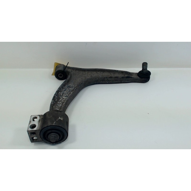 Suspension arm front right Vauxhall / Opel Signum (F48) (2003 - 2005) Hatchback 2.2 DTI 16V (Y22DTR)