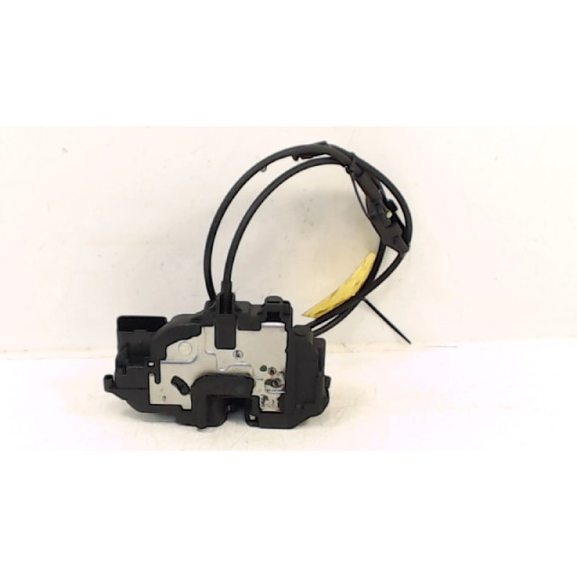 Locking mechanism door electric central locking front right Renault Clio III (BR/CR) (2005 - 2012) Hatchback 1.2 16V 75 (D4F-740)