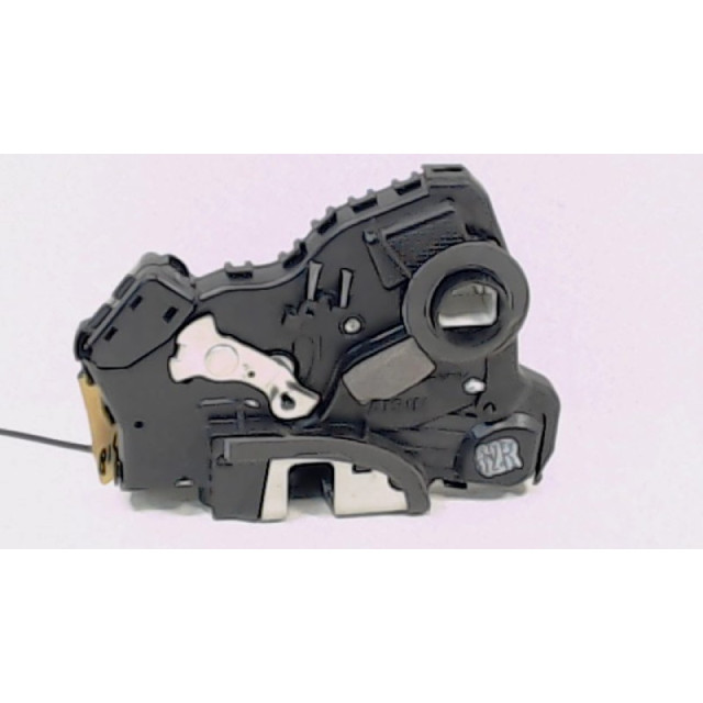 Locking mechanism door electric central locking front right Toyota Avensis Wagon (T25/B1E) (2006 - 2008) Combi 2.0 16V D-4D-F (1AD-FTV)