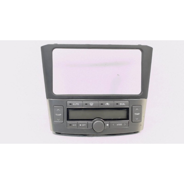 Heater control panel Toyota Avensis Wagon (T25/B1E) (2006 - 2008) Combi 2.0 16V D-4D-F (1AD-FTV)