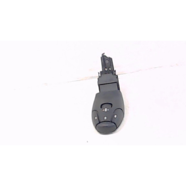 Radio control Peugeot 407 SW (6E) (2004 - 2010) Combi 2.0 HDiF 16V (DW10BTED4(RHR))
