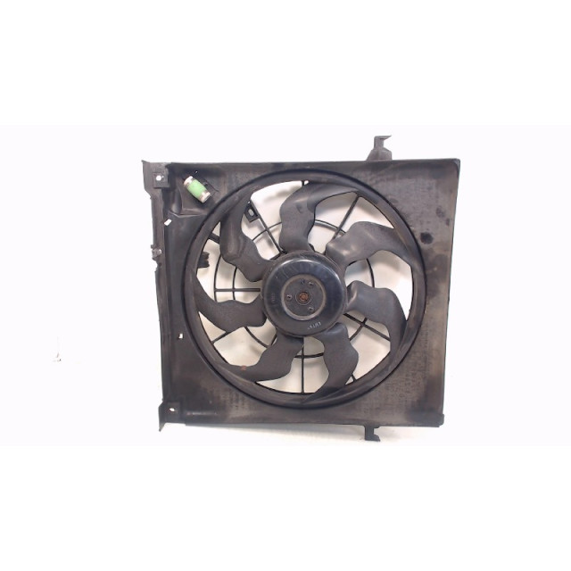 Cooling fan motor Kia Pro cee'd (EDB3) (2008 - 2012) Hatchback 3-drs 1.6 CRDi 16V (D4FB)