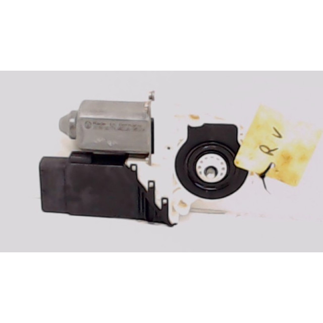 Electric window motor front right Seat Leon (1M1) (1999 - 2005) Hatchback 1.9 TDI 90 (ALH)