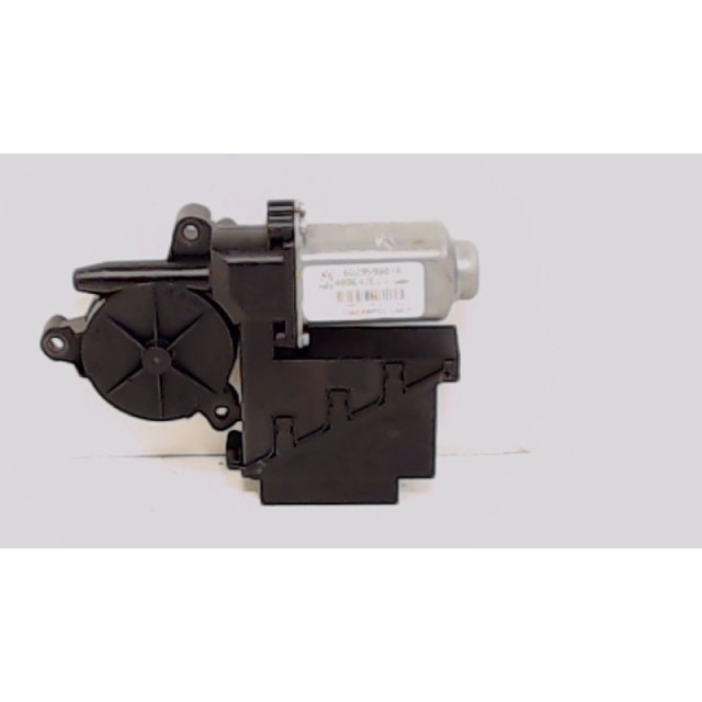 Electric window motor front right Volkswagen Polo (9N1/2/3) (2001 - 2009) Hatchback 1.9 SDI (ASY)