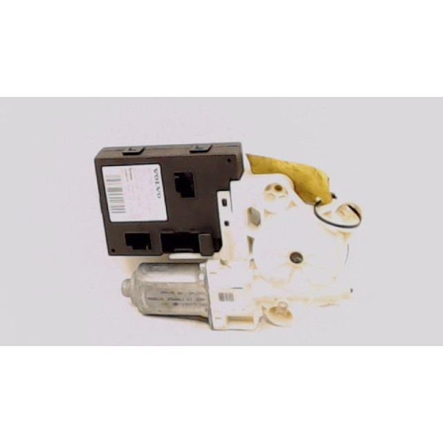 Electric window motor front right Volvo V50 (MW) (2004 - 2010) 2.0 D 16V (D4204T(Euro 3))