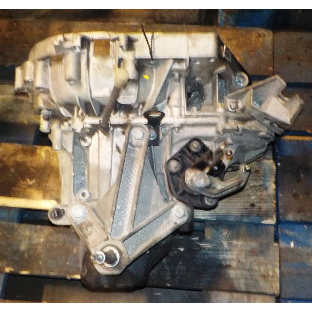 Gearbox manual Renault Scénic II (JM) (2003 - 2006) MPV 1.5 dCi 80 (K9K-722)