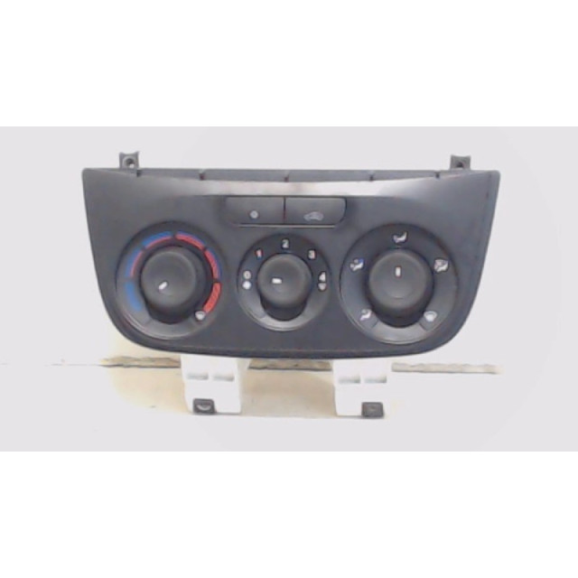 Heater control panel Fiat Doblo (263) (2010 - present) MPV 1.4 16V (843.A.1000(Euro 4)