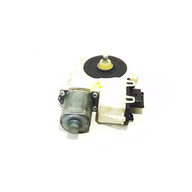 Electric window motor rear right Citroën C4 Berline (LC/LD) (2004 - 2011) Hatchback 5-drs 2.0 HDi 16V 138 (DW10BTED4(RHR))