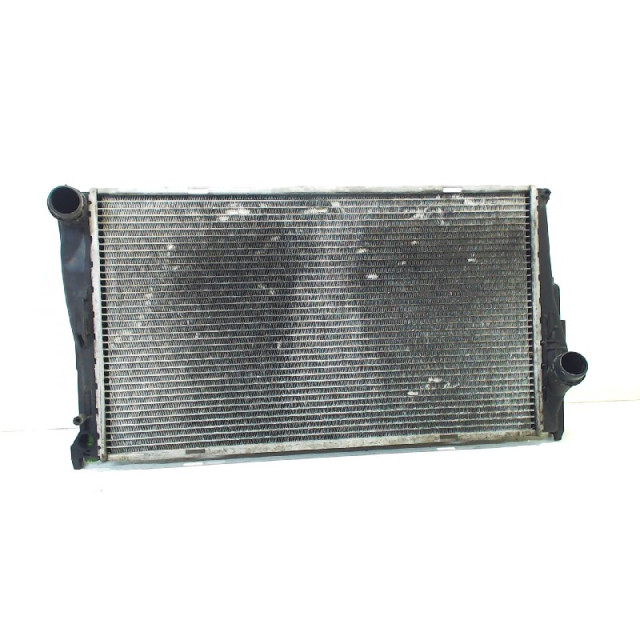 Radiator BMW 3 serie Touring (E91) (2004 - 2012) Combi 320d 16V Corporate Lease (M47-D20(204D4))