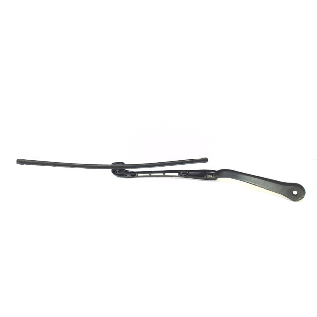 Wiper front right BMW 3 serie Touring (E91) (2005 - 2012) Combi 320d 16V Corporate Lease (M47-D20(204D4))