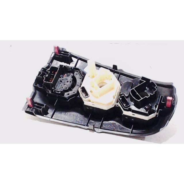 Heater control panel Toyota Yaris II (P9) (2008 - 2011) Hatchback 1.33 16V Dual VVT-I (1NRFE)
