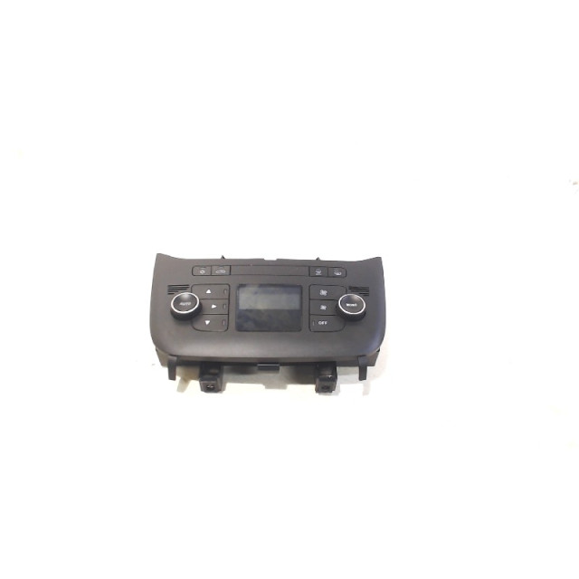 Heater control panel Fiat Punto Evo (199) (2009 - 2012) Hatchback 1.3 JTD Multijet 85 16V (199.B.4000(Euro 5))