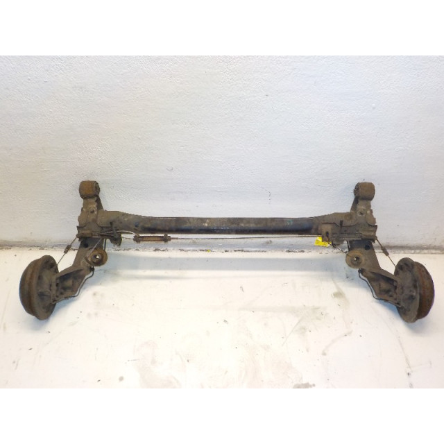 Rear axle complete Vauxhall / Opel Corsa C (F08/68) (2000 - 2009) Hatchback 1.7 DTI 16V (Y17DT(Euro 3))