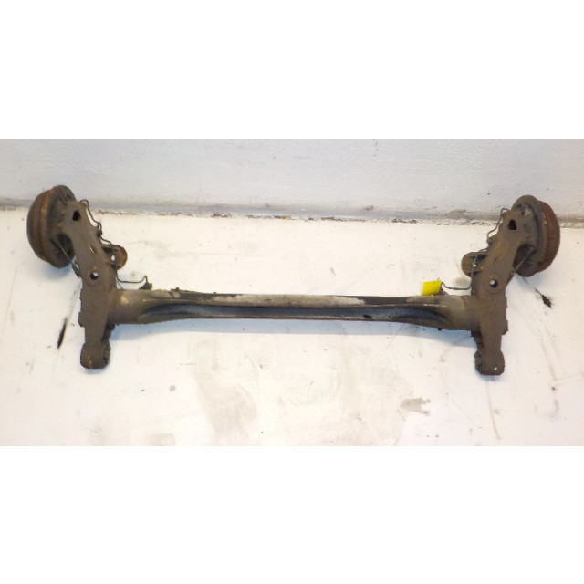 Rear axle complete Vauxhall / Opel Corsa C (F08/68) (2000 - 2009) Hatchback 1.7 DTI 16V (Y17DT(Euro 3))