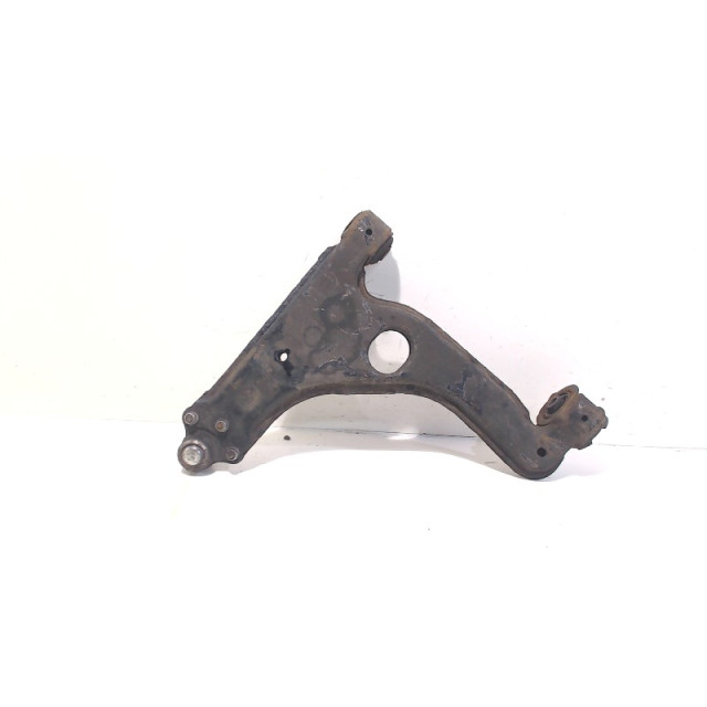 Suspension arm front right Vauxhall / Opel Astra H (L48) (2004 - 2010) Hatchback 5-drs 1.7 CDTi 16V (Z17DTL(Euro 4))