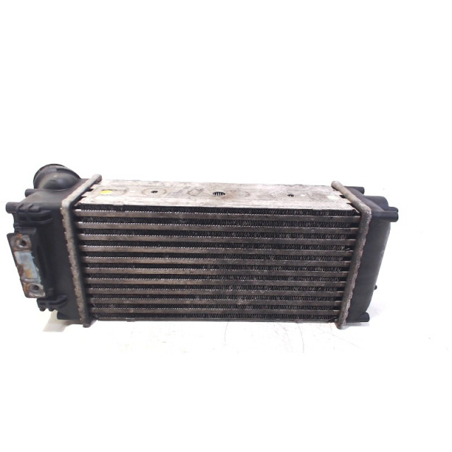 Intercooler radiator Peugeot 307 SW (3H) (2003 - 2007) Combi 1.6 HDiF 110 16V (DV6TED4.FAP(9HZ))