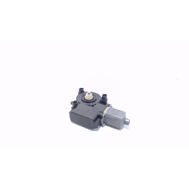 Electric window motor front right Volkswagen Polo V (6R) (2009 - 2014) Polo (6R) Hatchback 1.2 TDI 12V BlueMotion (CFWA(Euro 5))
