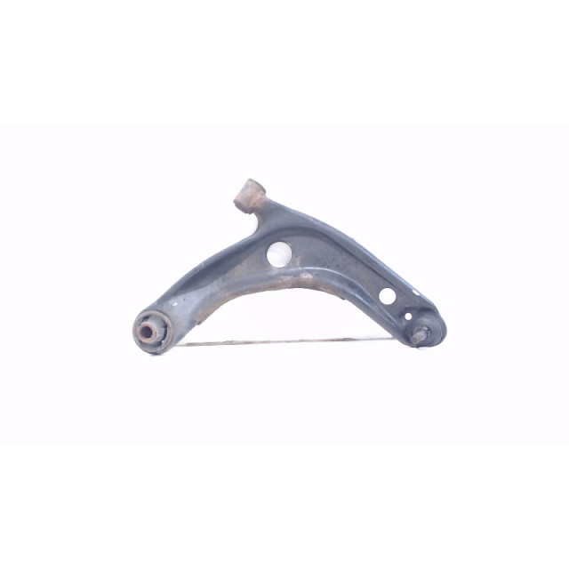 Suspension arm front right Toyota Yaris II (P9) (2006 - 2011) Hatchback 1.4 D-4D (1NDTV)