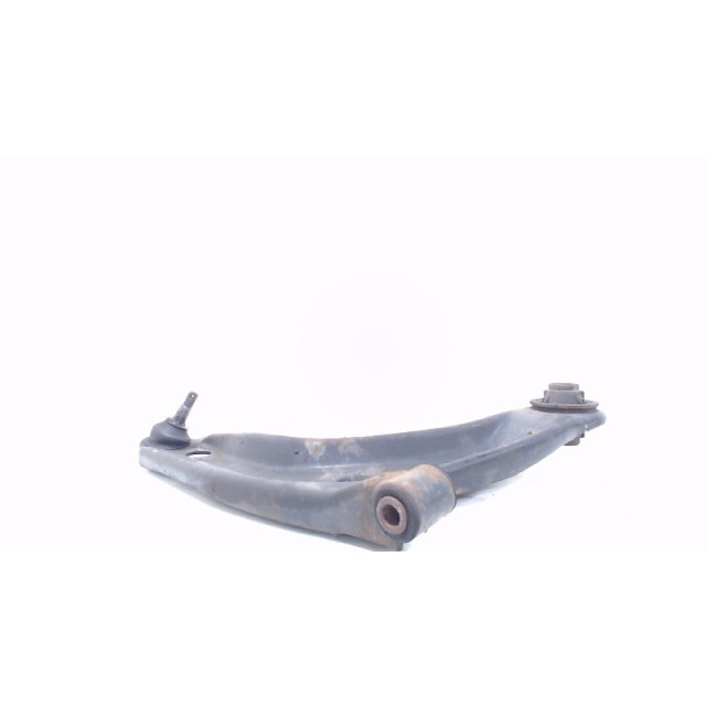 Suspension arm front right Toyota Yaris II (P9) (2006 - 2011) Hatchback 1.4 D-4D (1NDTV)