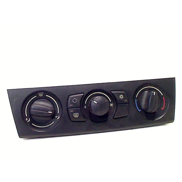Heater control panel BMW 1 serie (E87/87N) (2004 - 2007) Hatchback 5-drs 118i 16V (N46-B20)