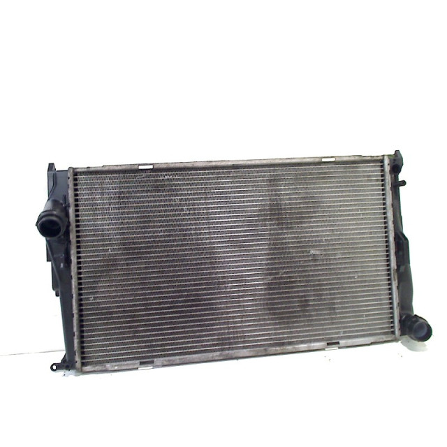 Radiator BMW 3 serie Touring (E91) (2005 - 2010) Combi 320d 16V Corporate Lease (M47N(204D4))