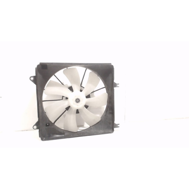 Cooling fan motor Suzuki SX4 (EY/GY) (2009 - present) SUV 1.6 16V 4x2 (M16A VVT)