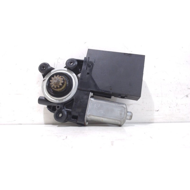 Electric window motor front right Volvo S40 (MS) (2005 - 2012) 1.6 D 16V (D4164T)