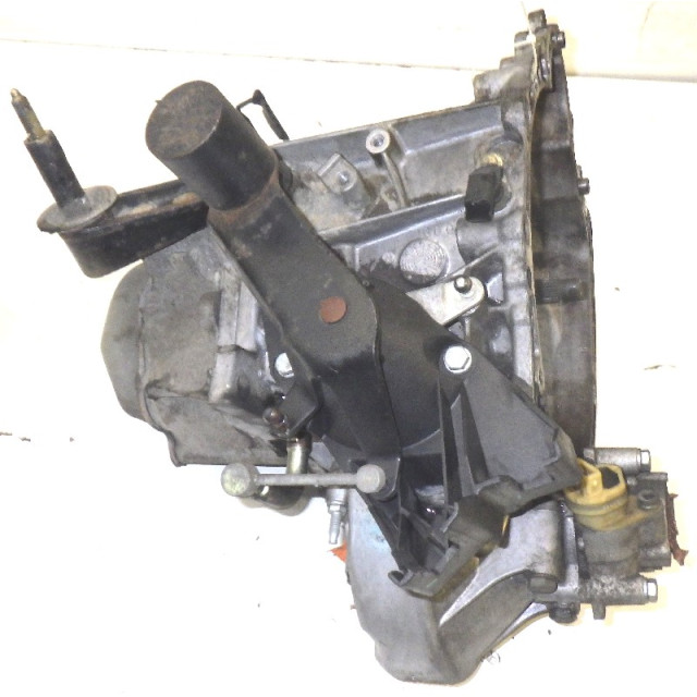 Gearbox manual Peugeot Expert (222/224) (1998 - 2006) Van 1.9D (DW8B(WJY))