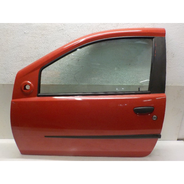 Door front left Fiat Punto II (188) (1999 - 2012) Hatchback 1.2 60 S (188.A.4000)