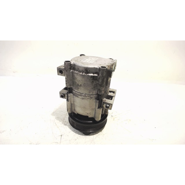 Air conditioning pump Ford Mondeo III Wagon (2001 - 2007) Combi 2.0 TDCi 130 16V (FMBA)