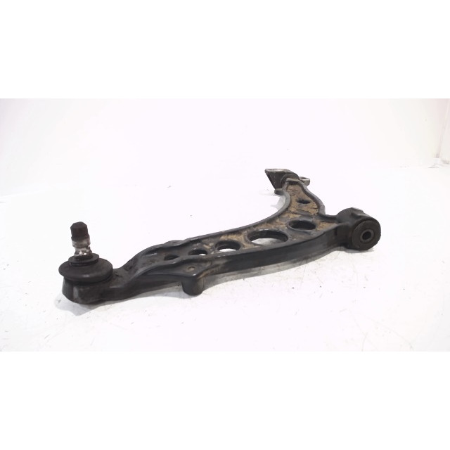 Suspension arm front right Fiat Punto I (176) (1993 - 1999) Hatchback 60 1.2 S,SX,Selecta (176.B.4000)