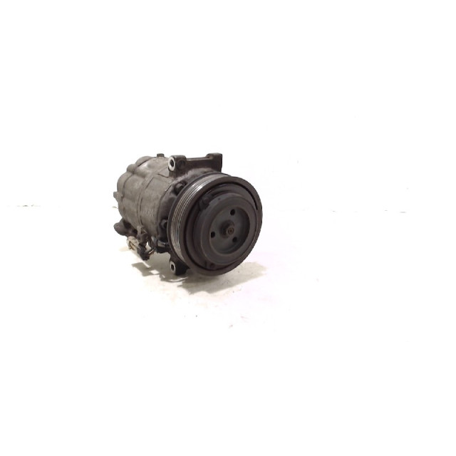 Air conditioning pump Vauxhall / Opel Vectra C GTS (2002 - 2006) Hatchback 5-drs 2.2 DTI 16V (Y22DTR(Euro 3))