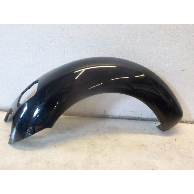 Front wing right Volkswagen New Beetle (9C1/9G1) (1998 - 2010) Hatchback 3-drs 2.0 (AQY)