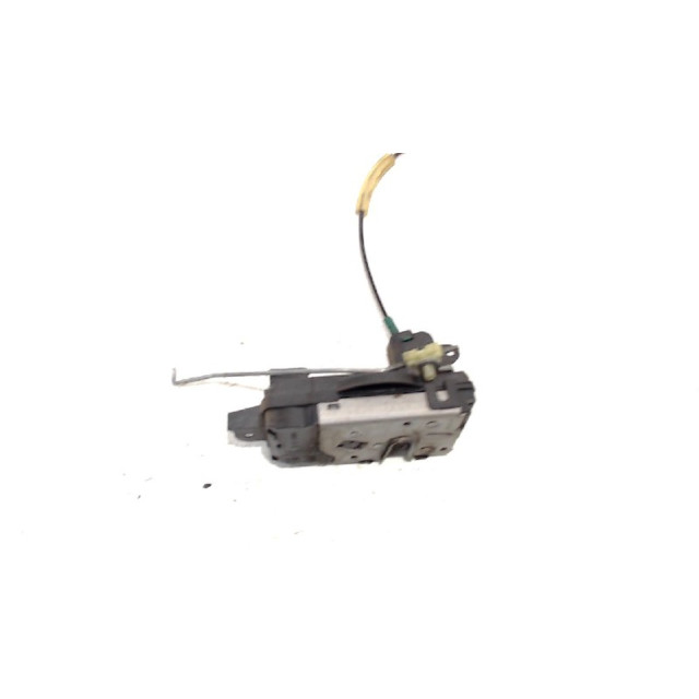 Locking mechanism door electric central locking front right Vauxhall / Opel Astra H Twin Top (L67) (2006 - 2011) Cabrio 1.6 16V (Z16XER)
