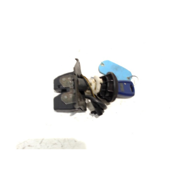 Locking mechanism bootlid tailgate electric Fiat Punto II (188) (1999 - 2012) Hatchback 1.2 60 S (188.A.4000)