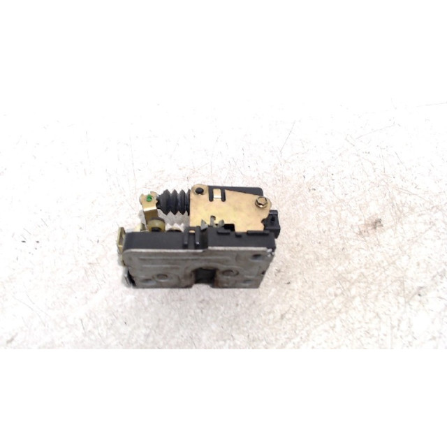 Locking mechanism door electric central locking front right Iveco New Daily III (2002 - 2007) Van/Bus 29L10V (F1AE0481A)