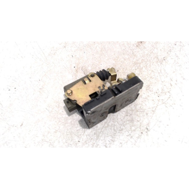 Locking mechanism door electric central locking front left Iveco New Daily III (2002 - 2007) Van/Bus 29L10V (F1AE0481A)