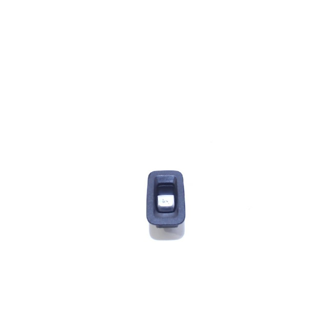 Switch electric windows Mercedes-Benz C Estate (S205) (2014 - present) Combi C-180 1.6 16V BlueEfficiency (M274.910(Euro 6))