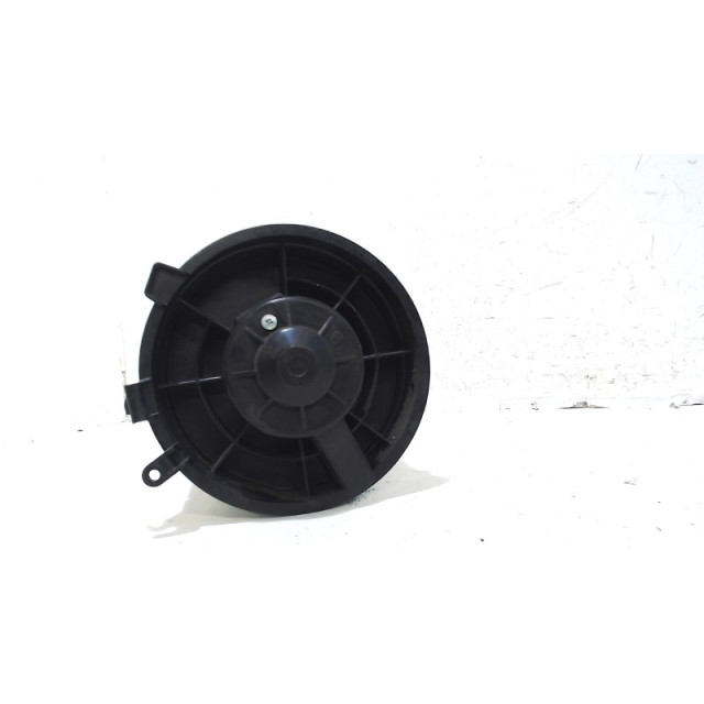 Heater fan motor Nissan Qashqai (J10) (2010 - present) SUV 2.0 16V 4x4 (MR20DE)