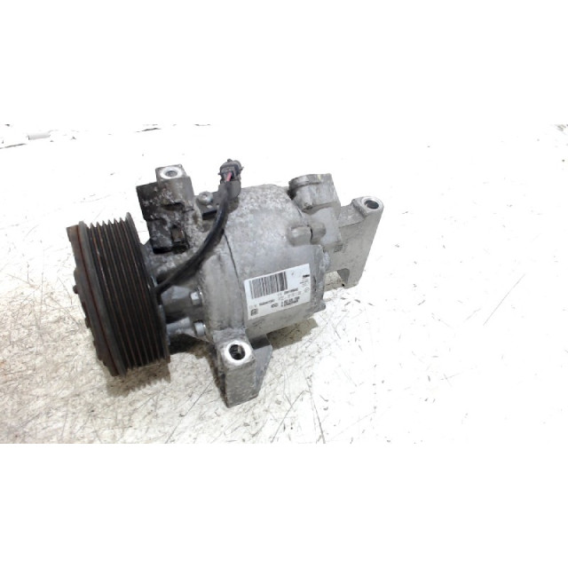 Air conditioning pump Renault Twingo III (AH) (2014 - present) Hatchback 1.0 SCe 70 12V (H4D-400(H4D-A4))